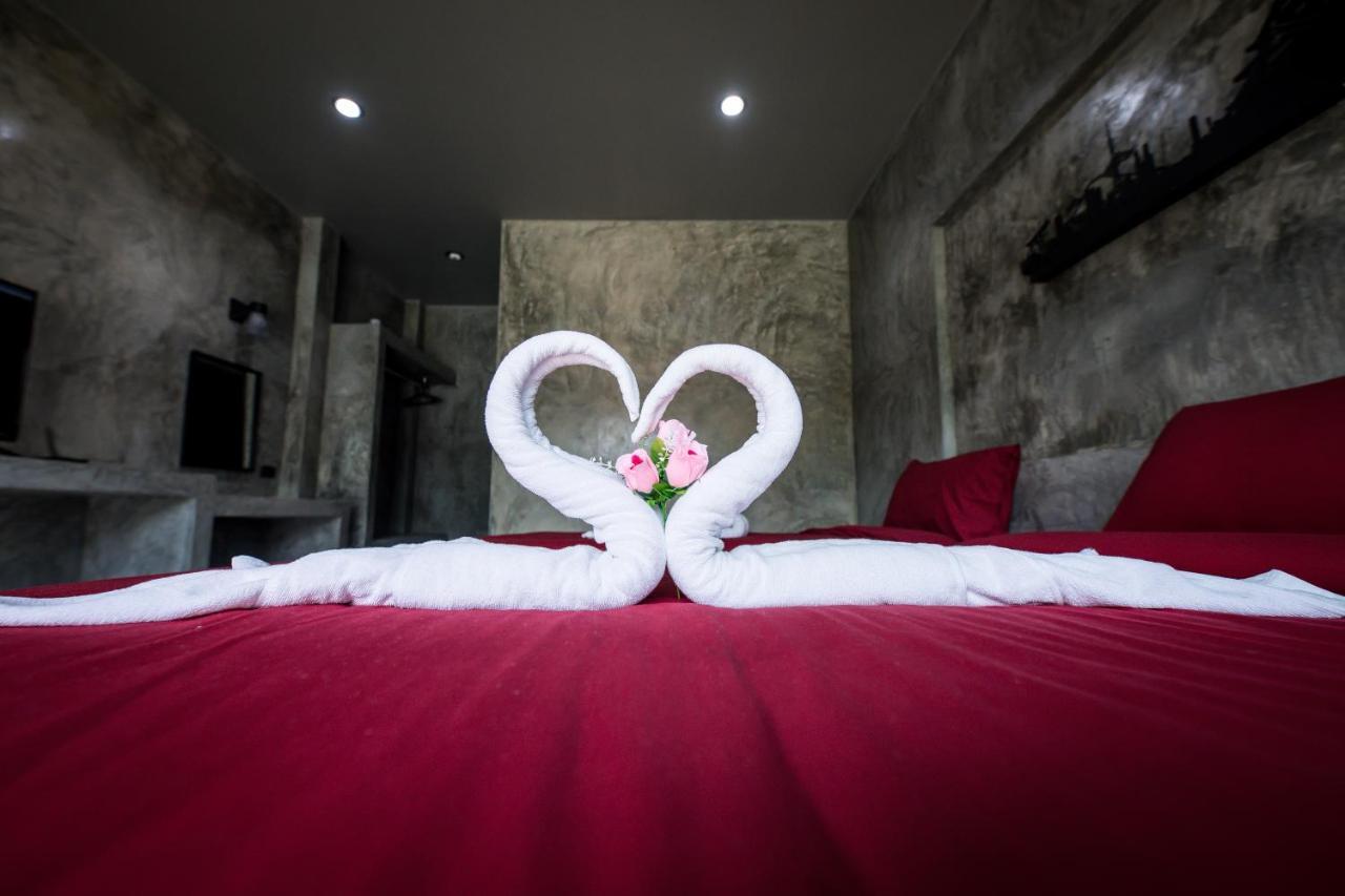 The Loft House Sakaeo Hotel Watthana Nakhon Exterior photo