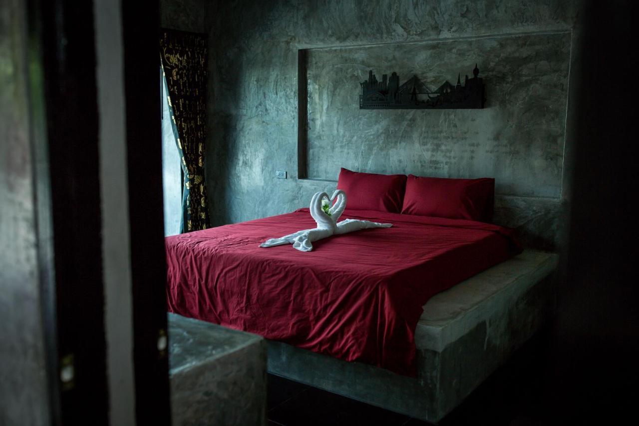 The Loft House Sakaeo Hotel Watthana Nakhon Exterior photo
